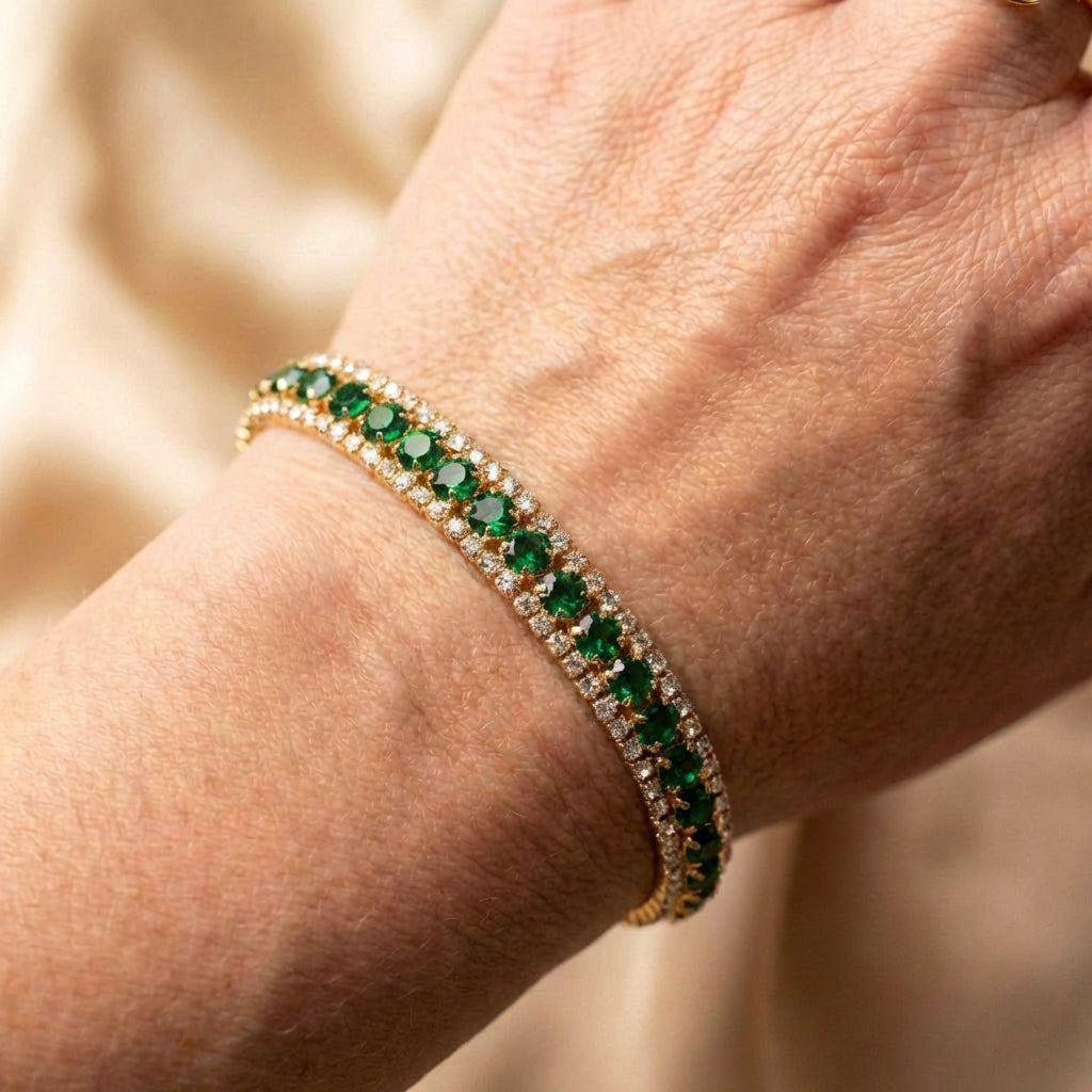 Elegant Green Bracelet