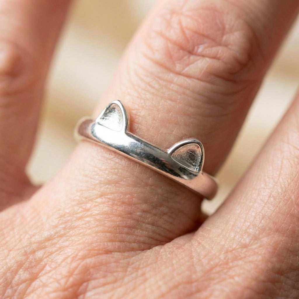 Minimalist Silver Cat Ears Ring