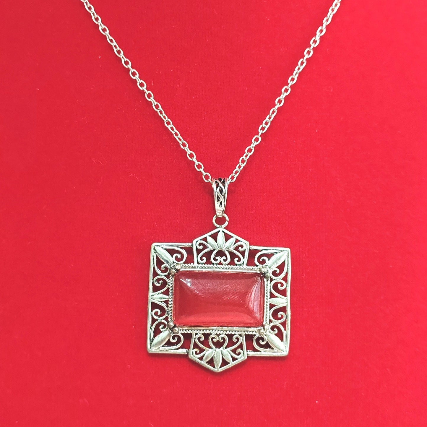 Charming Necklace for Any Occasion