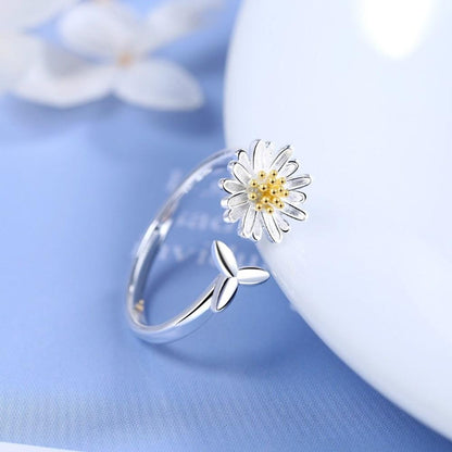 Romantic Silver Ring for Special Moments