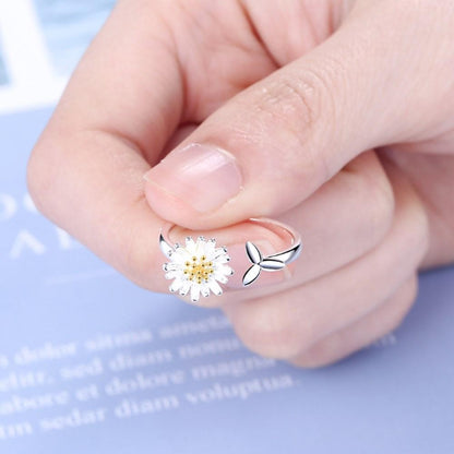 Romantic Silver Ring for Special Moments